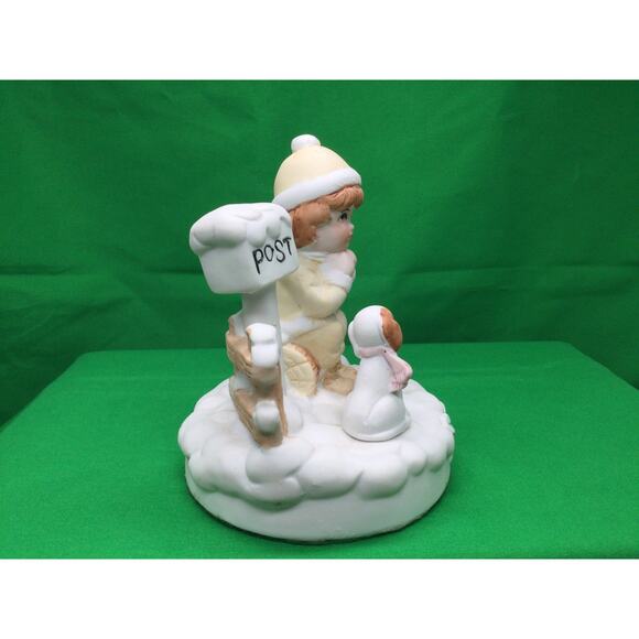 Jamestown China Christmas Gift Gallery Porcelain Figurine Holiday - Picture 2 of 7